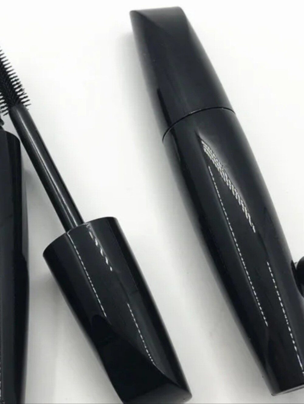 Mascara - Picture 10 of 11